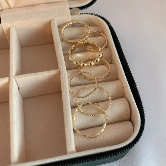 7pcs Minimal Gold Stacking Rings - Picture 2 of 6